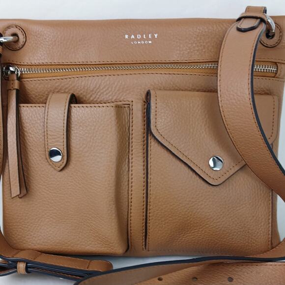 Radley London Wilton Way Casual Medium Leather Zip top Crossbody Bag - Picture 3 of 7